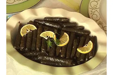 Zeytinyağlı Yaprak Sarması Nasıl Yapılır?